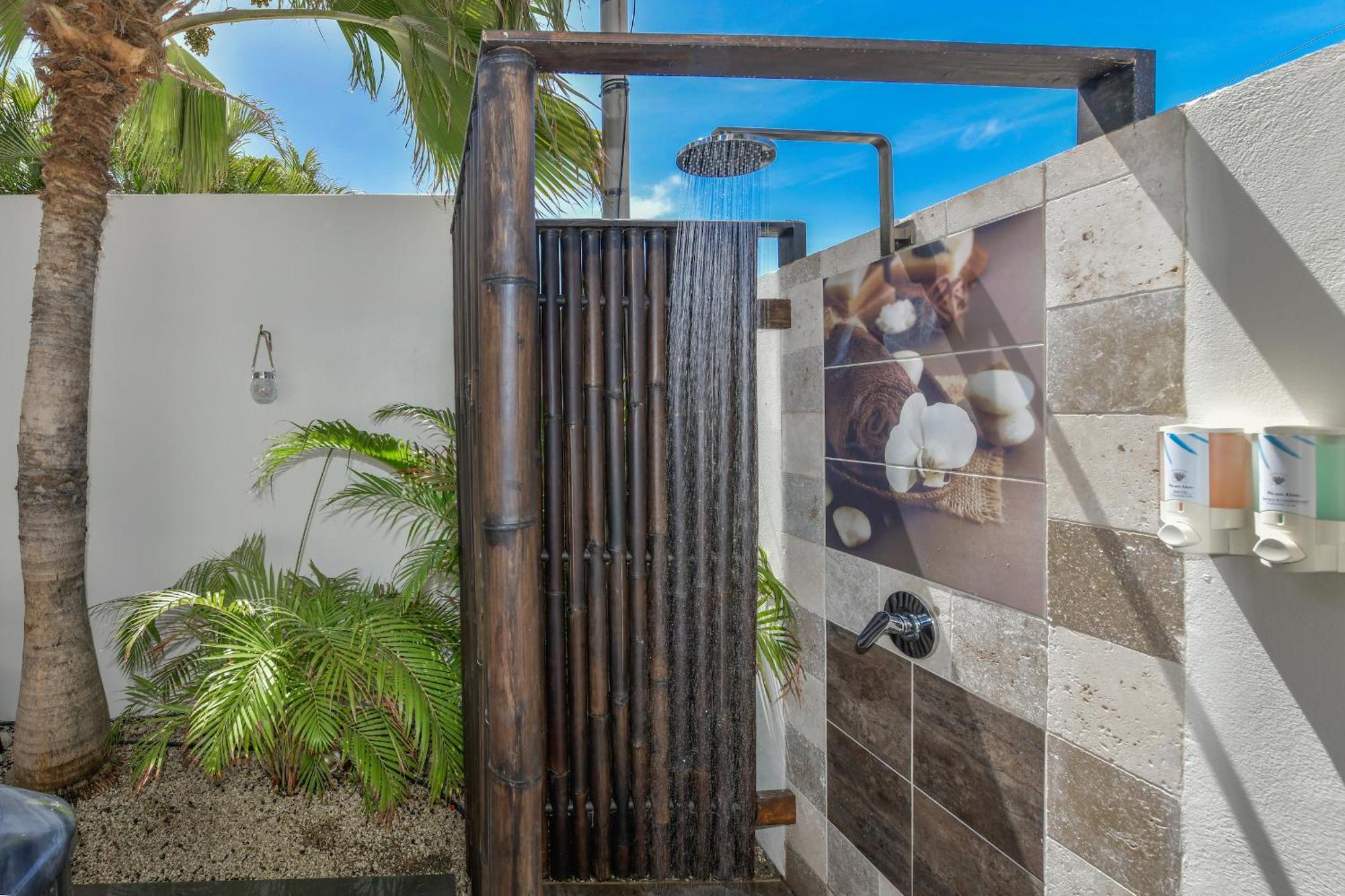 Boutique Swiss Paradise Aruba And
