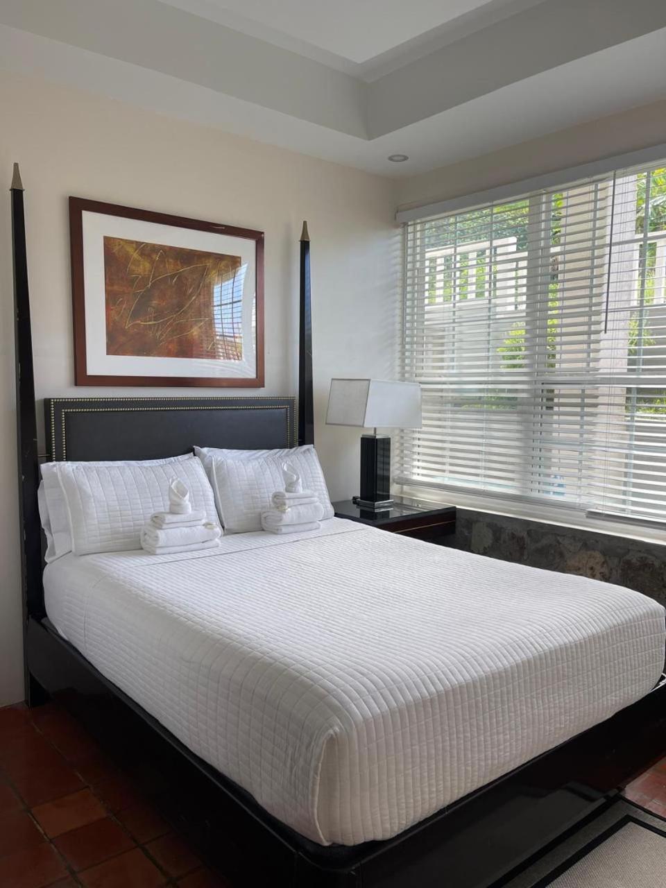 Stonetrail Hotel