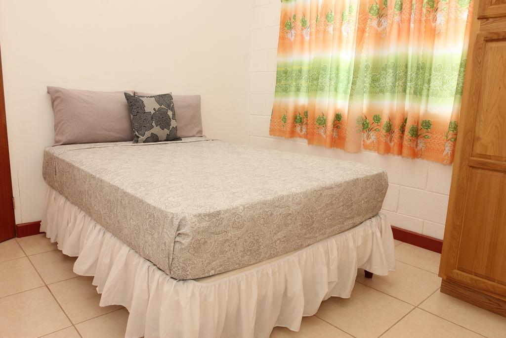 Date Palms Apartment St. John's