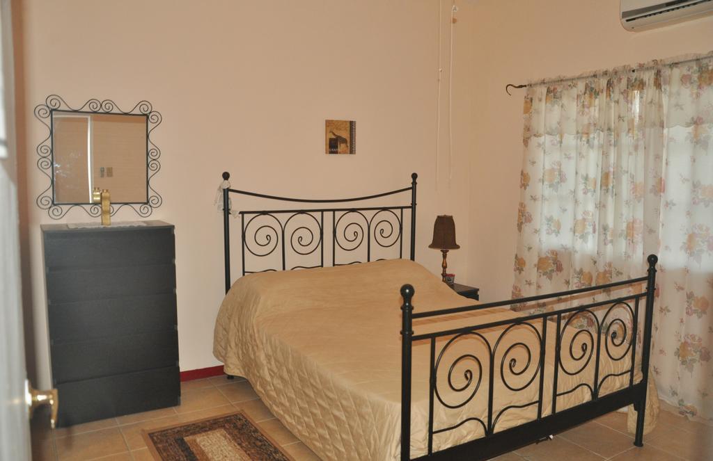 Mom's Village Bed & Breakfast 2*
