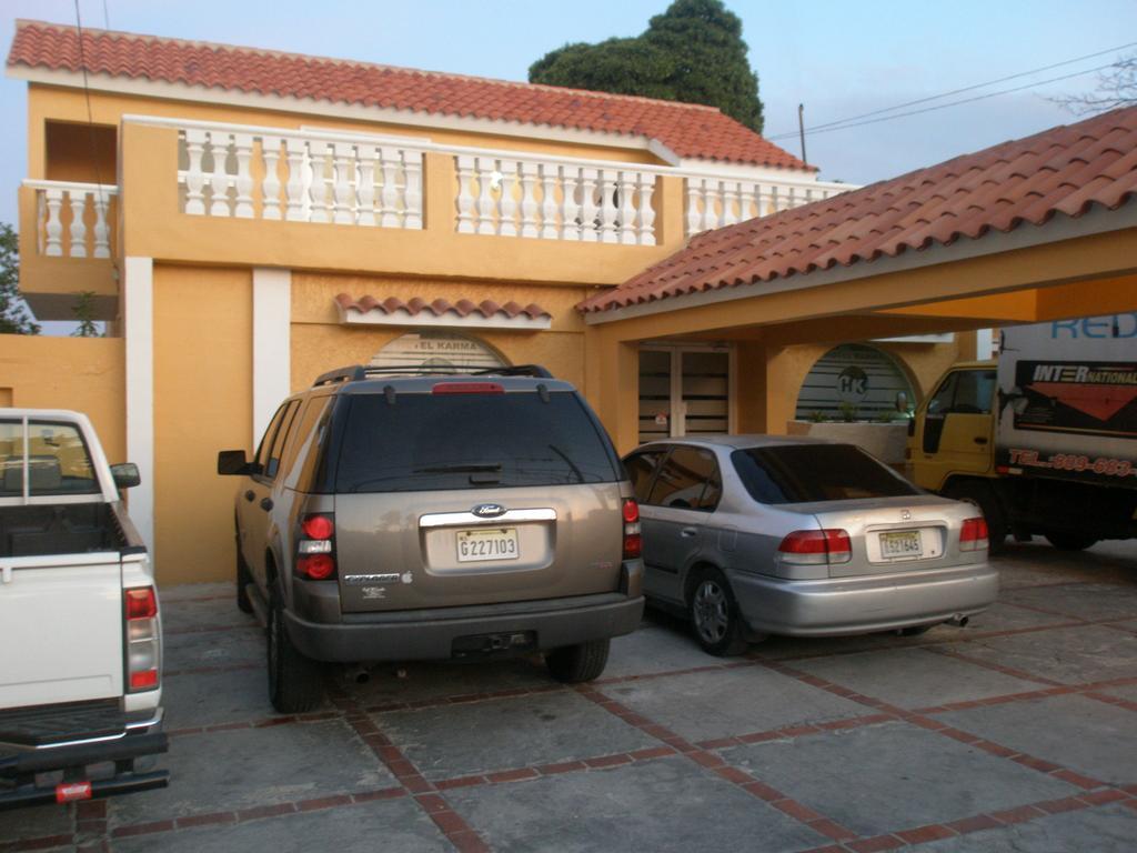 Karma Hotel 3*