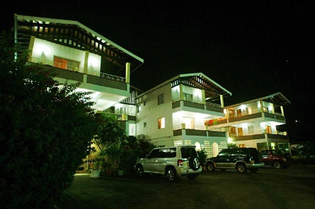 Gem 3* St. George's