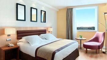 Beachcombers 3*