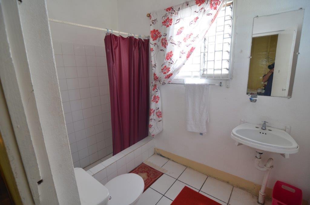- Guest house