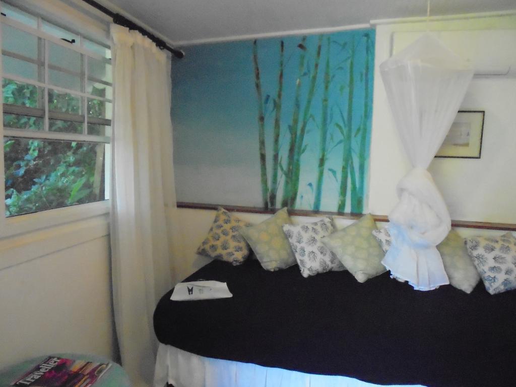 Bed & Breakfast Mango Beach Marigot Bay
