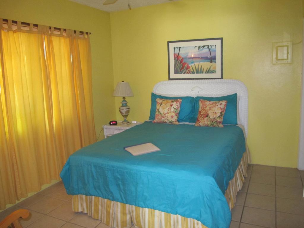 Eldemire's Tropical Island 3*