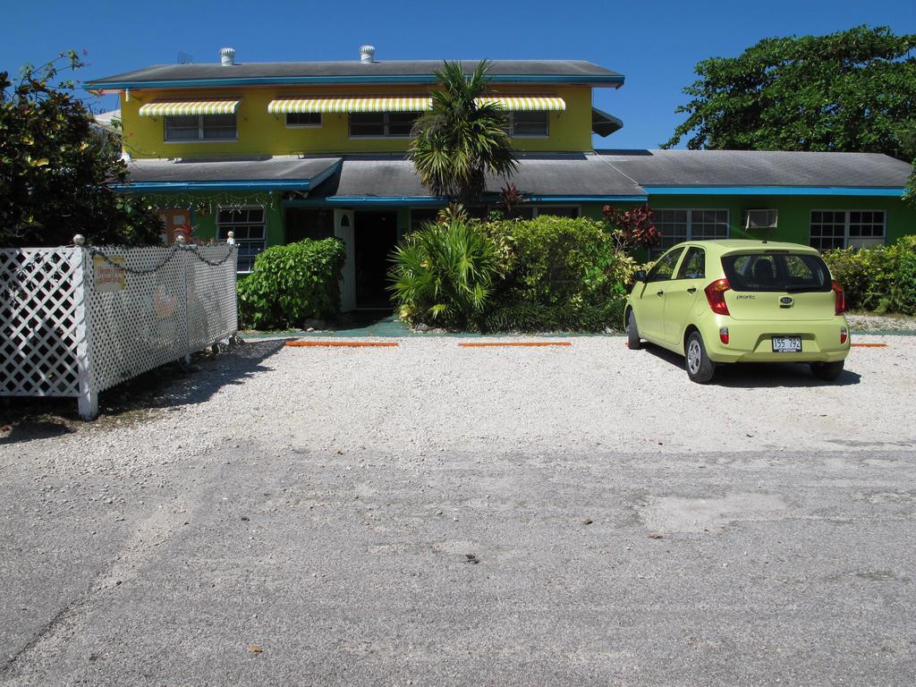 Eldemire's Tropical Island George Town