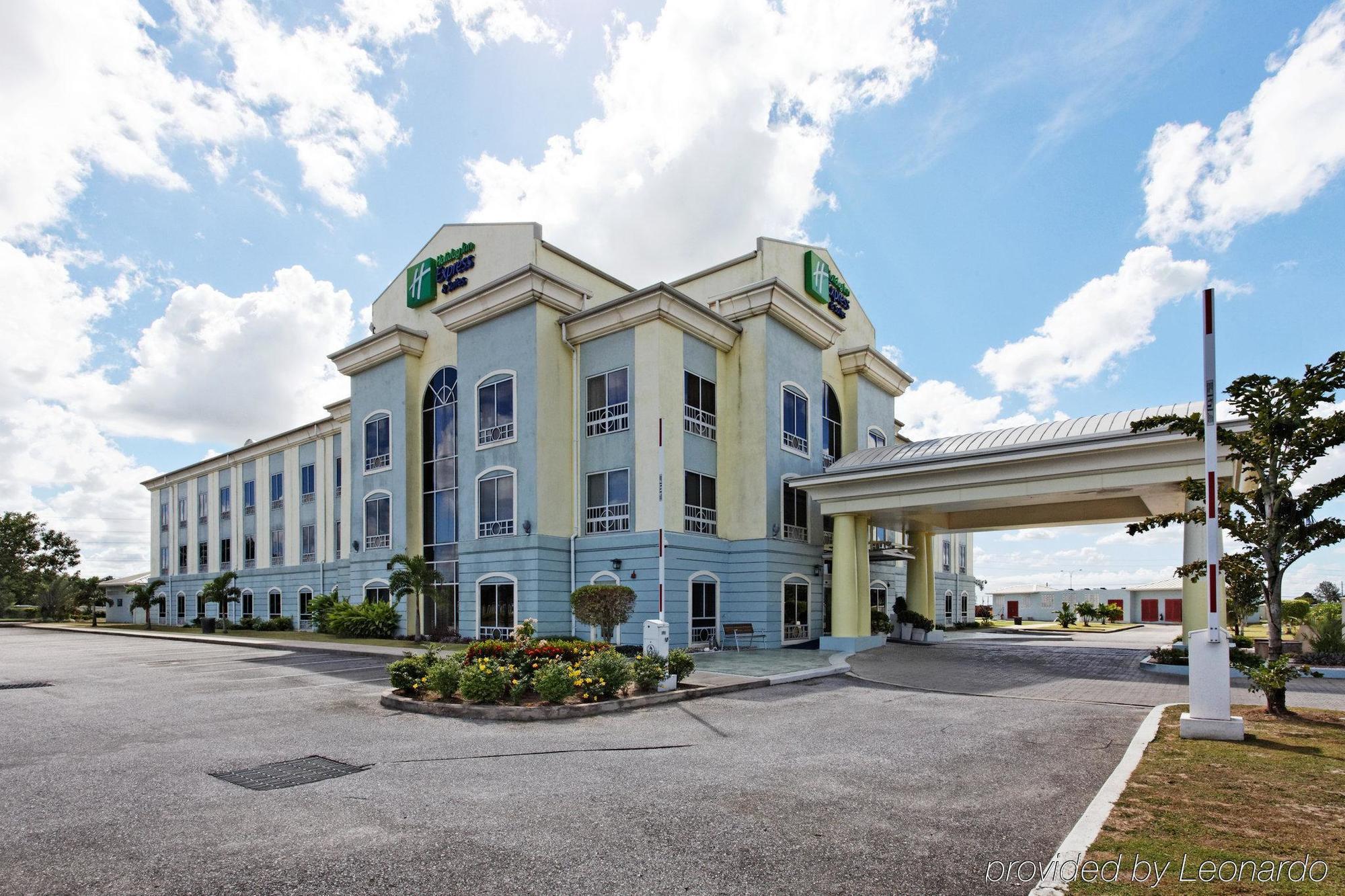 Express Trincity By Ihg 3* Piarco