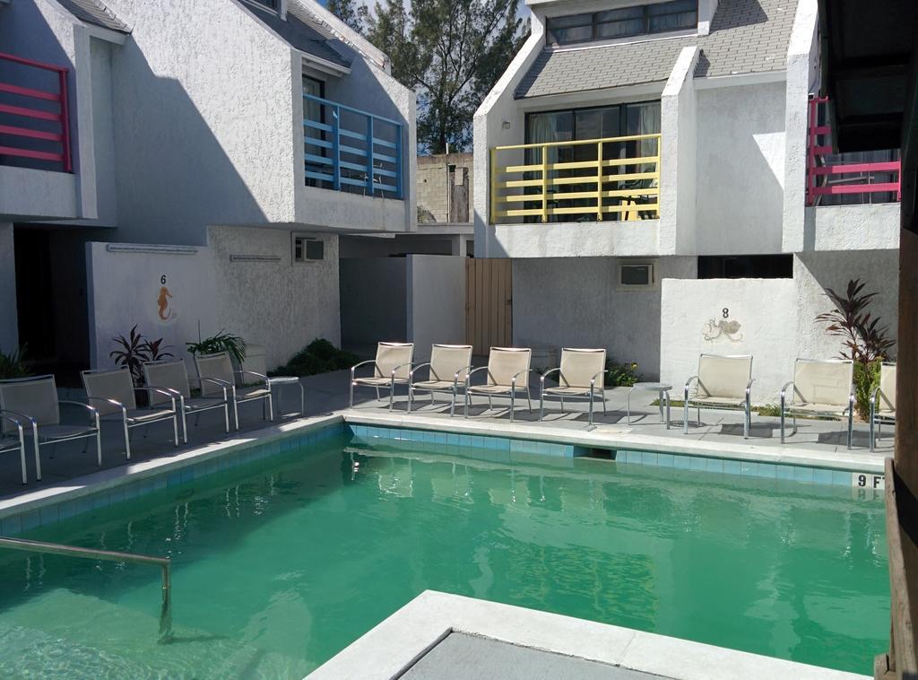 Hotel Coco Plum Bahamas