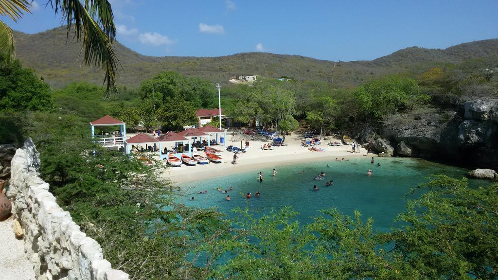 Bon Bini Curacao * Lagun