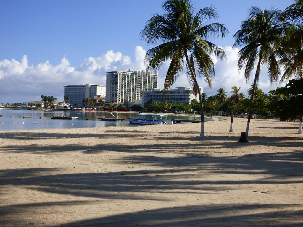 30 Ocho Rios