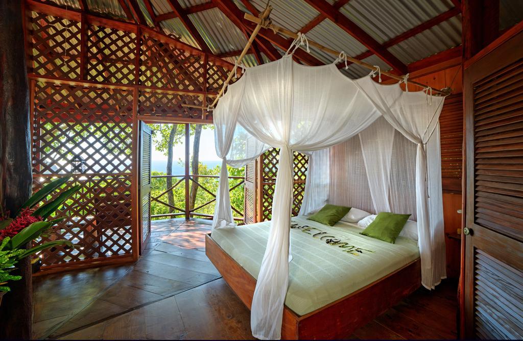 Hotel Manicou River