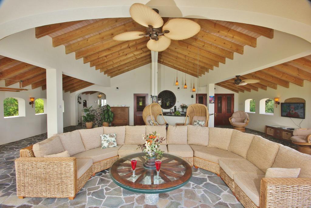 Tropical Hideaway