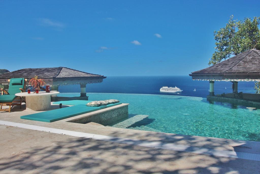 Hotel Tropical Hideaway