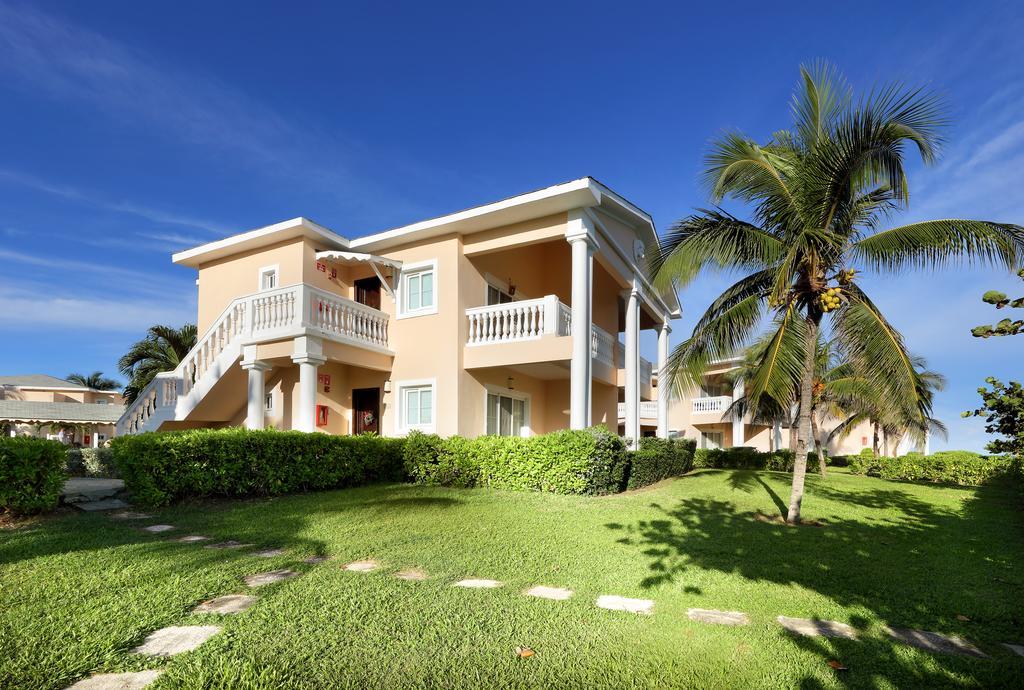 Grand Palladium Lady Hamilton & Spa Resort