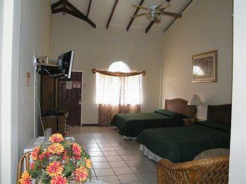 Hotel Laurena Carriacou