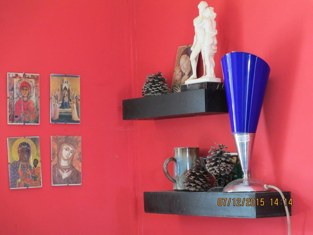Kingsworth 2*