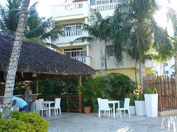 Palmeras / Estrellas Hotel Boca Chica