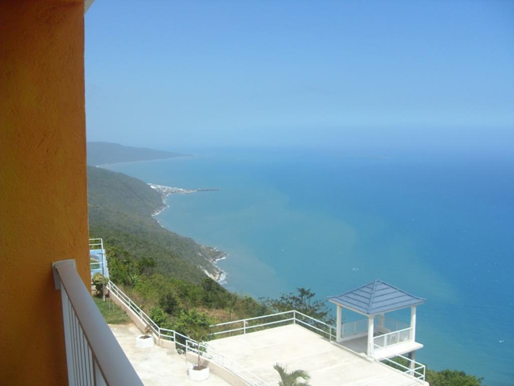 Ocean Breeze Hotel