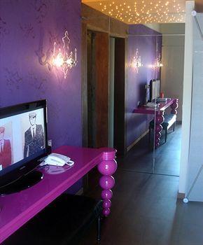 Hotel 4 Epices
