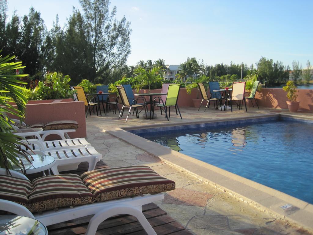 Villa Dundee Bay