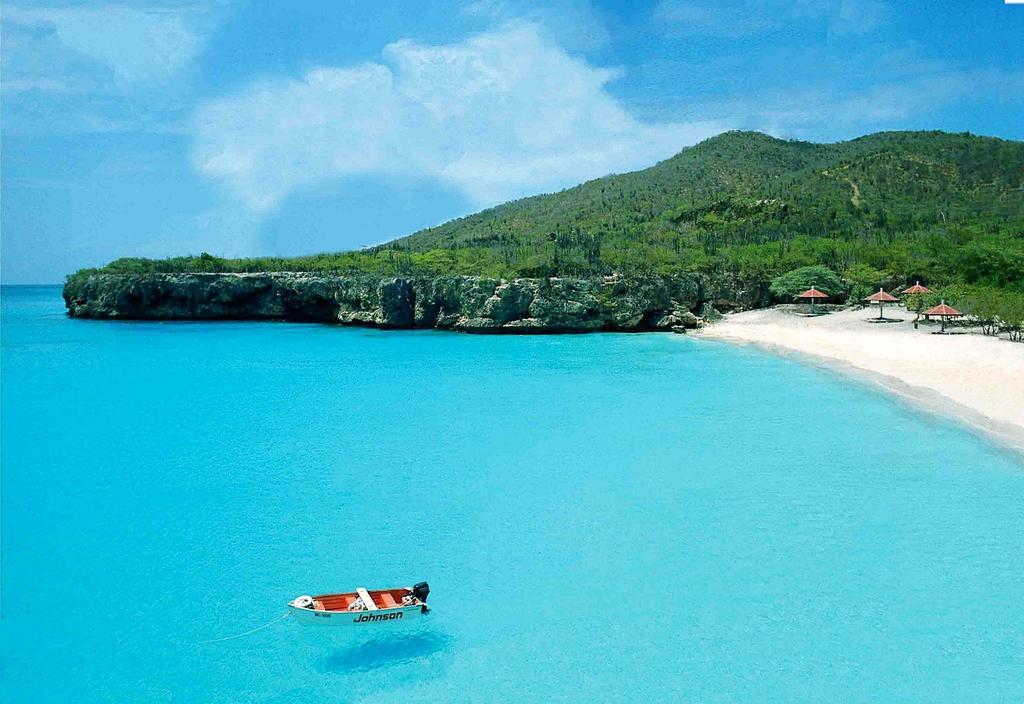 Hotel Curacao Airport 3*
