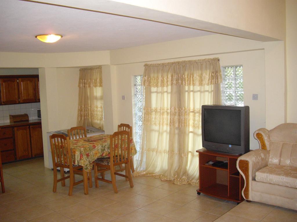 Jerrydon's Apartment St. George's
