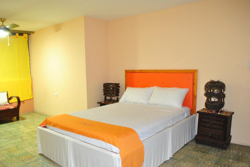 Imperial Hotel 3*