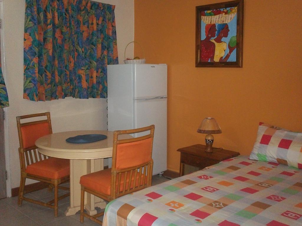 Point Village, Negril, Jamaica Apartment Negril