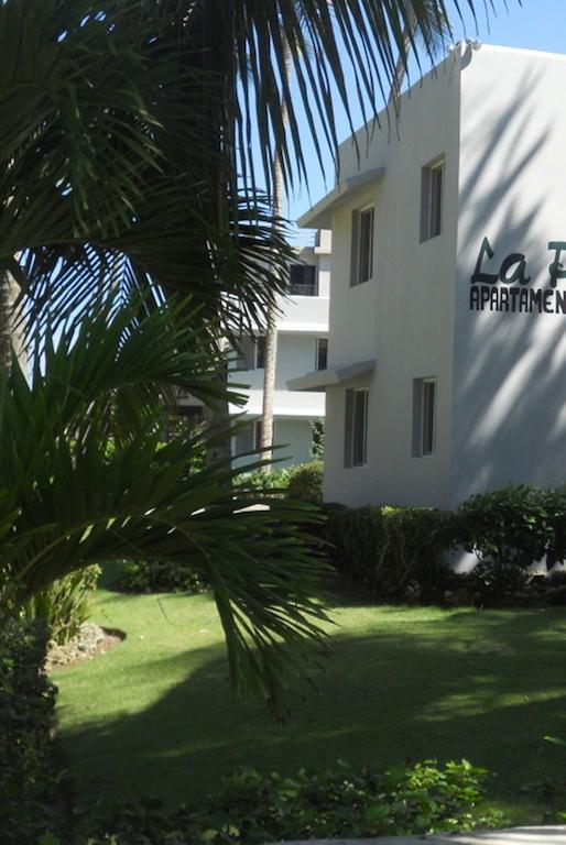 Aparthotel La Punta 2*