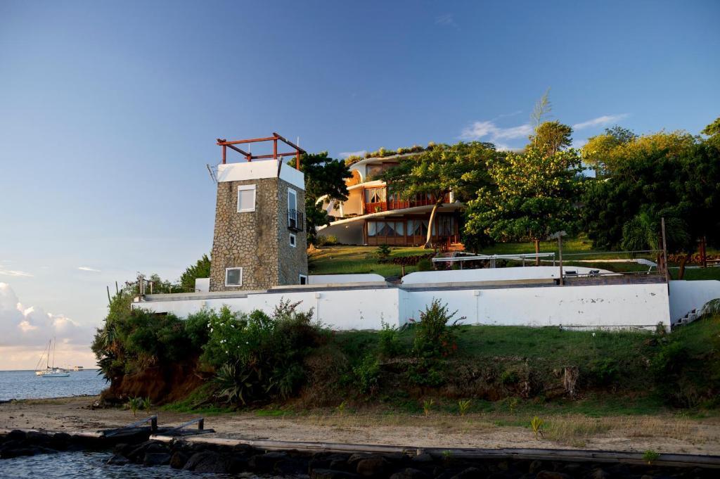 Mount Hartman Bay Estate