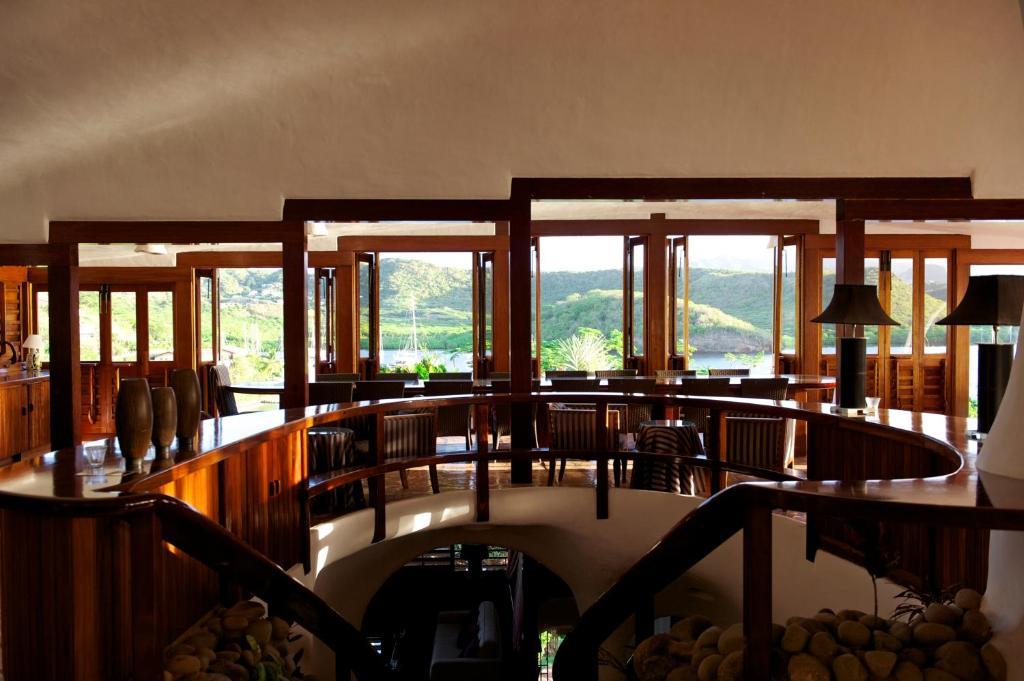 Hotel Mount Hartman Bay Estate