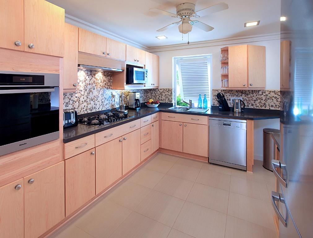 Coconut Grove 8 Luxury By Island * Saint James