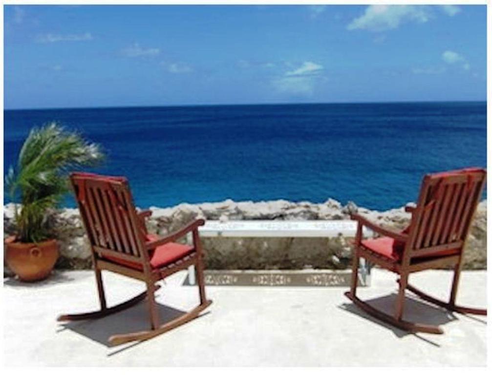 Dolphin Hearthouse Holiday home *