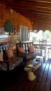 Holiday park Little Bay Cabins 2*