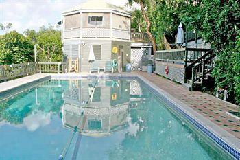 Resort Eco 2*