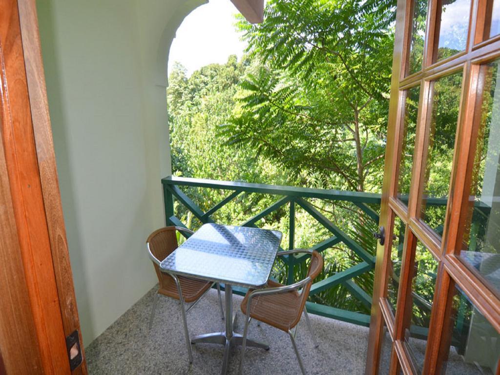 Bay View Eco &