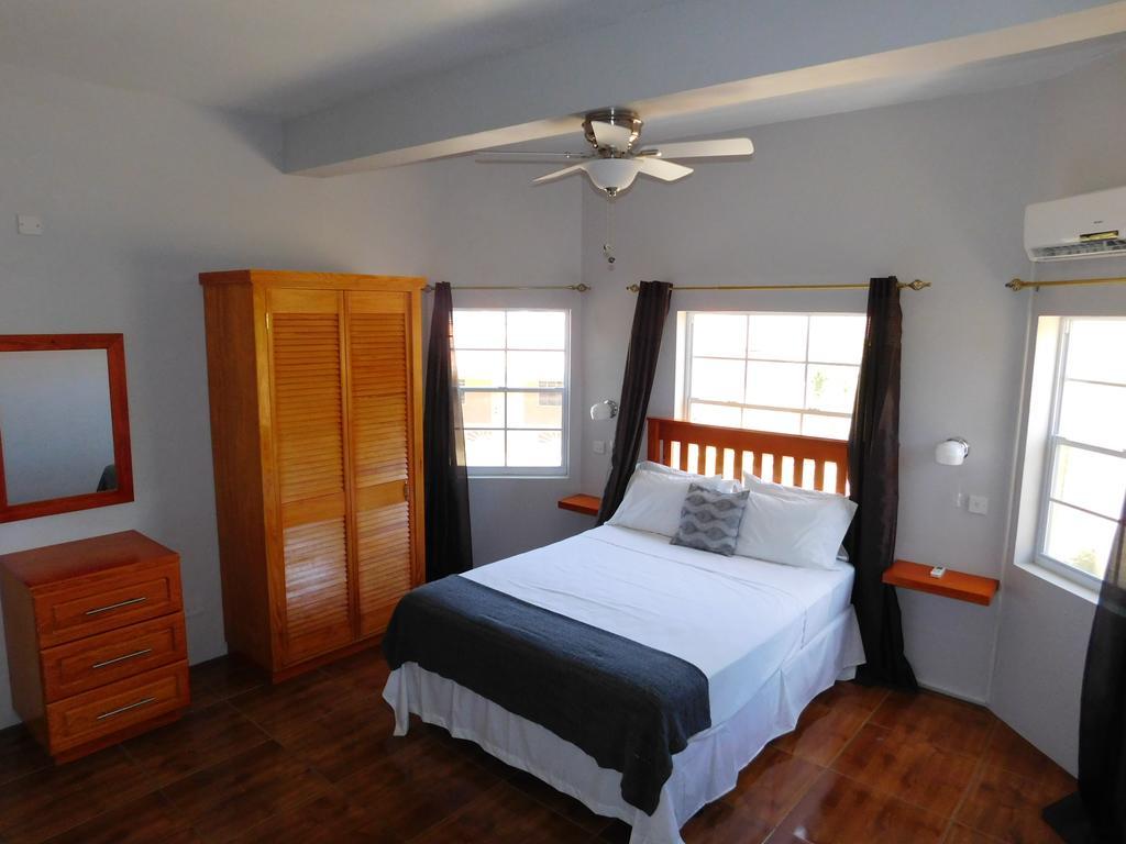 Aparthotel La Heliconia & Day St. George's