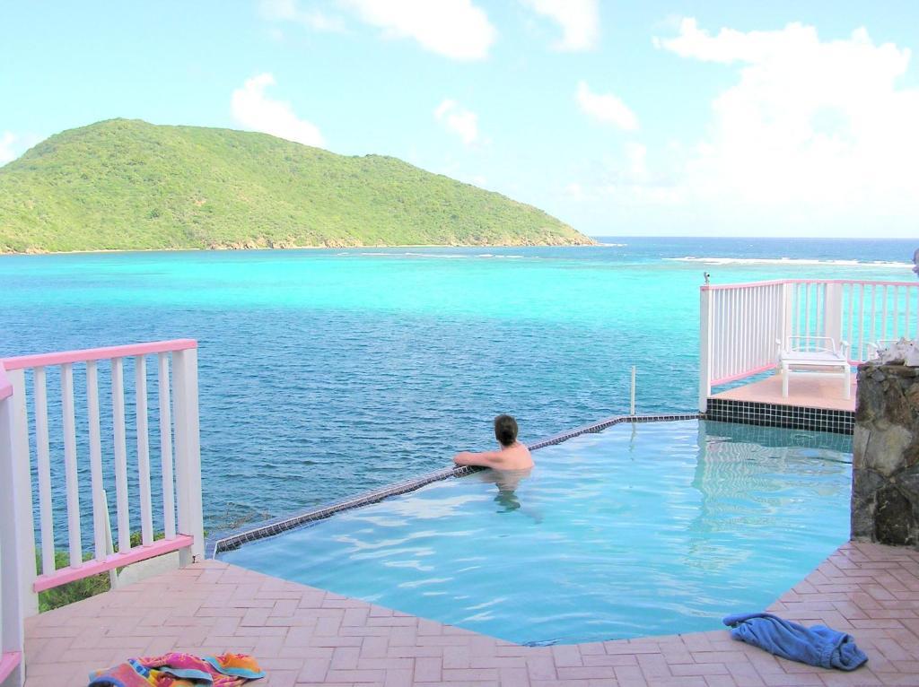 Villa South Sound Luxury Waterfront *