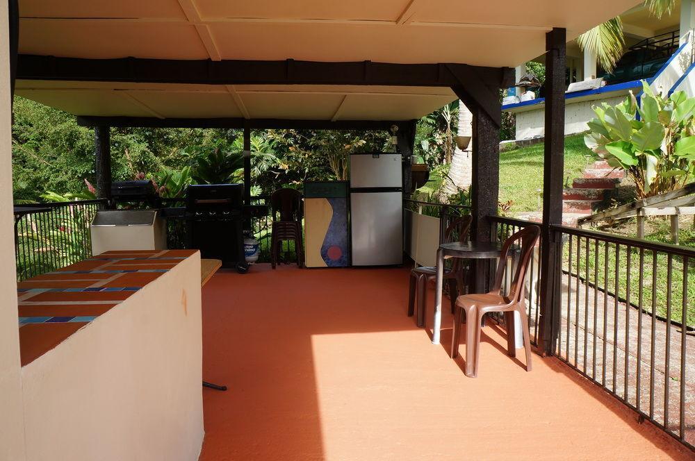 Guest house Hacienda Moyano 3*