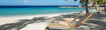 Bayside Boutique - Blue Bay Golf & Hotel Sint Michiel