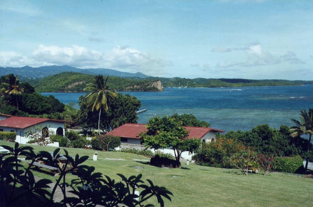 Coral Cove Cottages And * St. George's