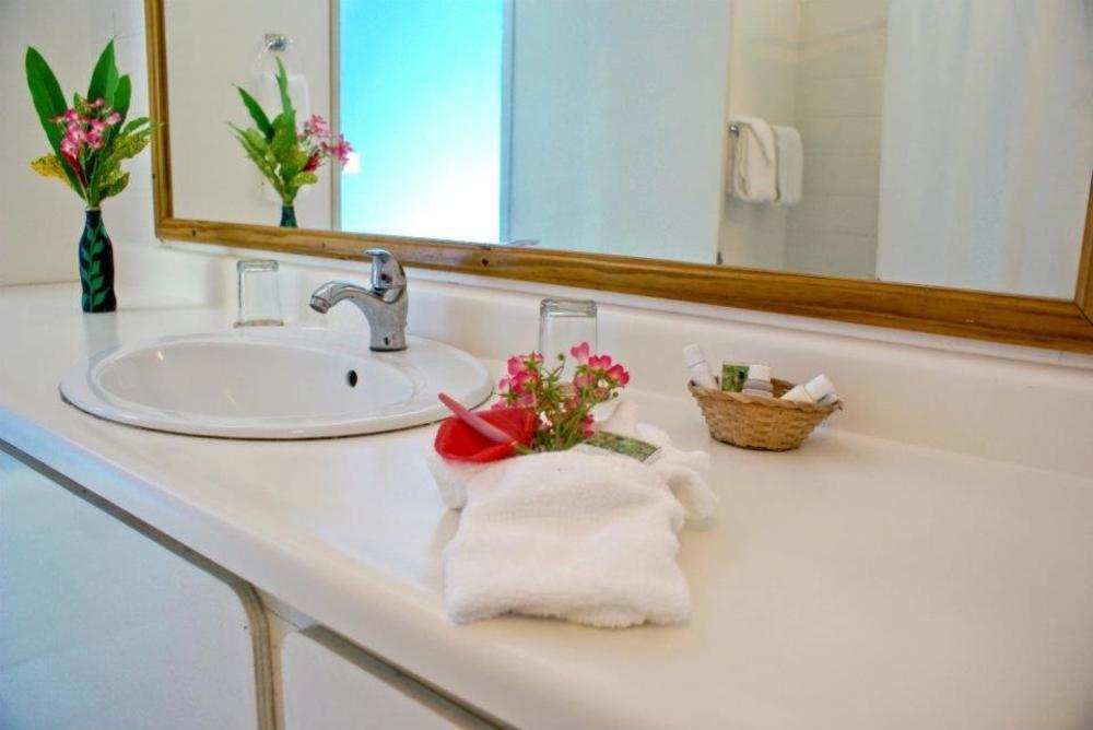 Anchorage Hotel, Whale Watch & Dive Center Guest house