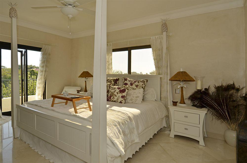 At Grand Laguna By Calisto Apartamento