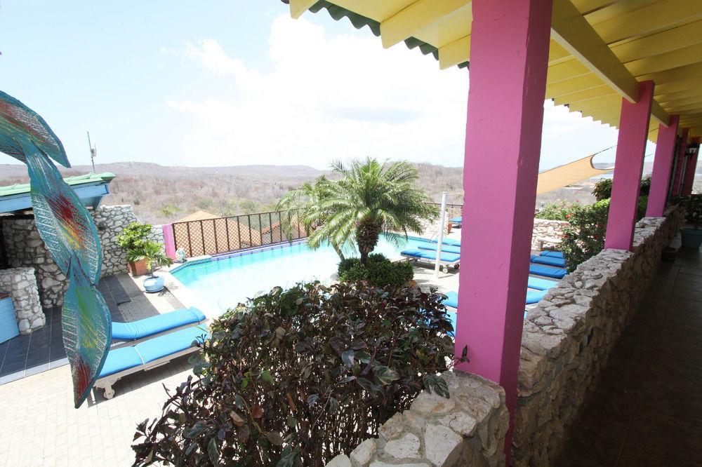 Bandabou Breeze Curacao Aparthotel