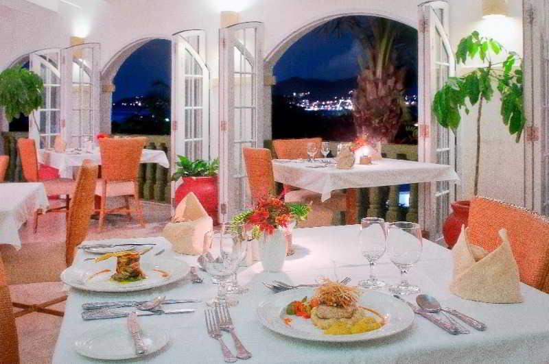 Hotel Blue Horizons Garden