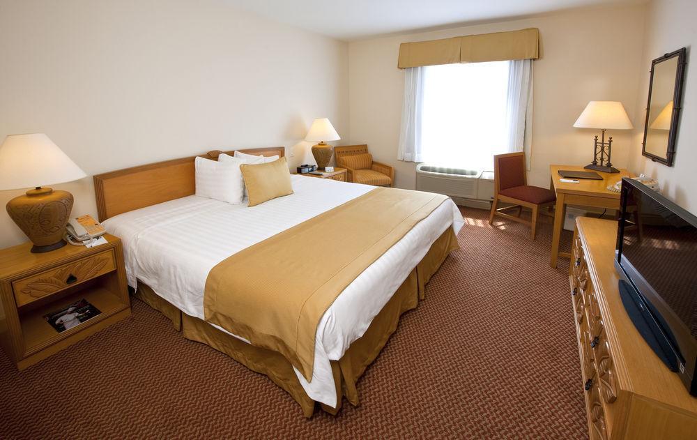 Four Points By Sheraton Hotel