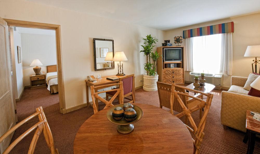 Four Points By Sheraton Hotel