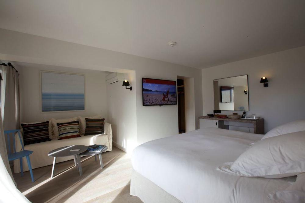 Taiwana Hotel 4*