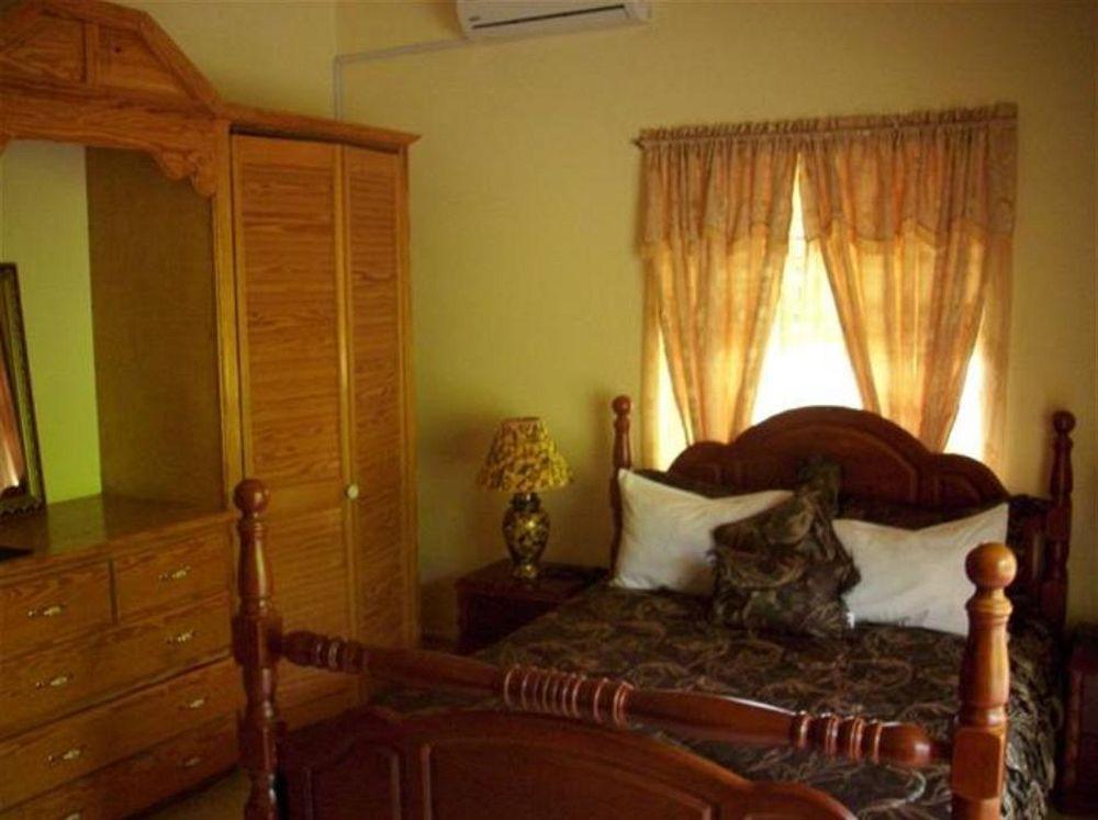Rich View Hotel Kingstown
